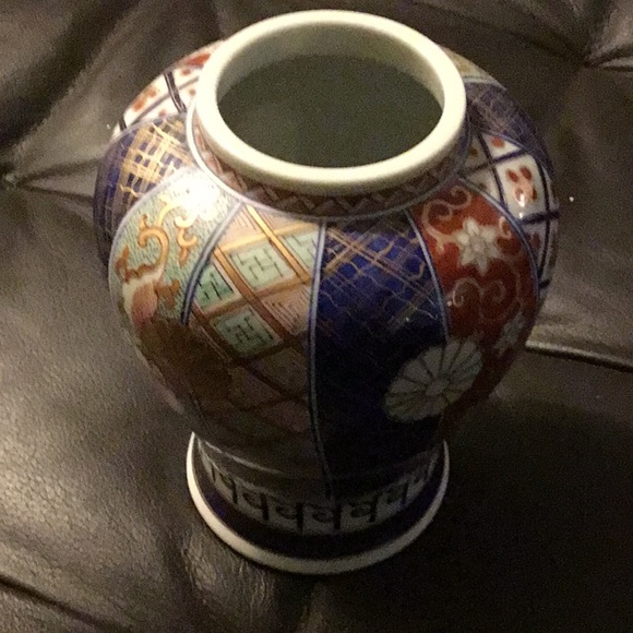 Vase - Picture 3 of 4